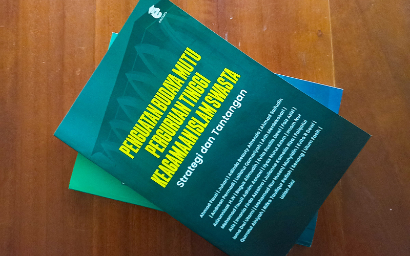 Partisipasi Akademik: Dosen UI Cordoba Menjadi Kontributor Buku 